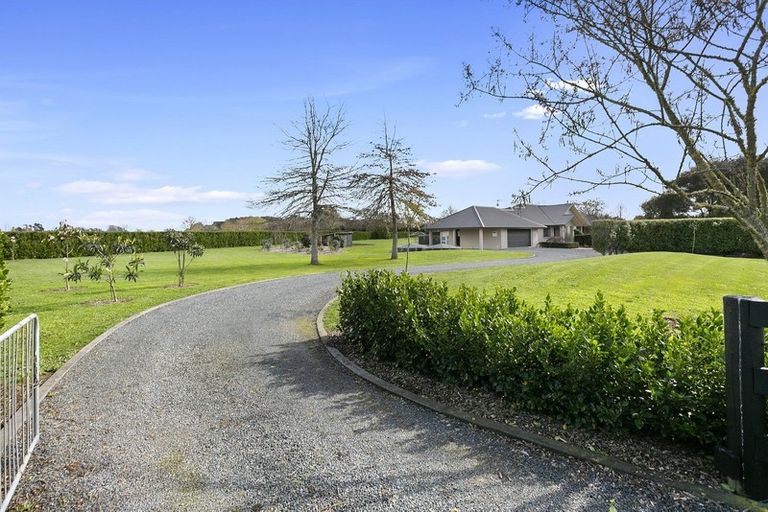 Photo of property in 100 Hooker Road, Tamahere, Hamilton, 3283