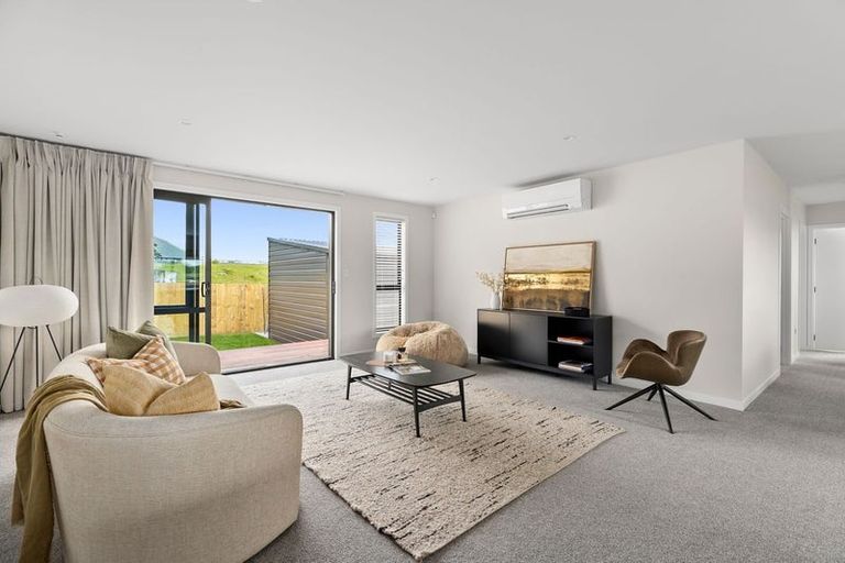 Photo of property in 15 Rubus Street, Wanaka, 9382