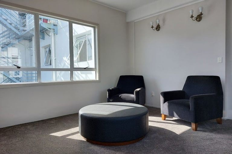 Photo of property in 150 Calliope Road, Stanley Point, Auckland, 0624