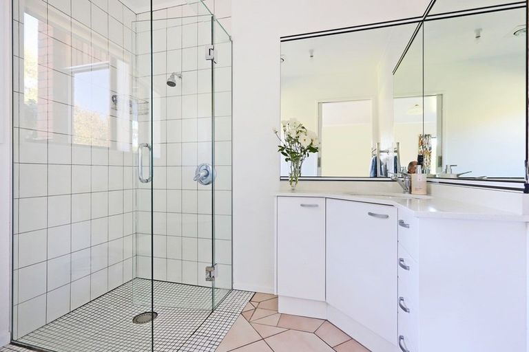 Photo of property in Li199b, 14 Scarrott Road, Bay View, Napier, 4104