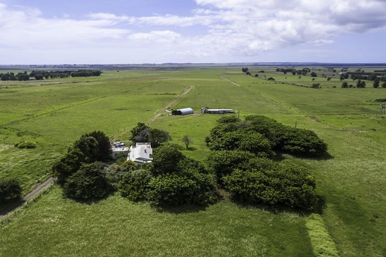 Photo of property in 684 Kaitaia Awaroa Road, Ahipara, Kaitaia, 0481