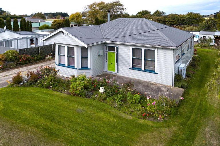 Photo of property in 32 Augustine Street, Waimate, 7924