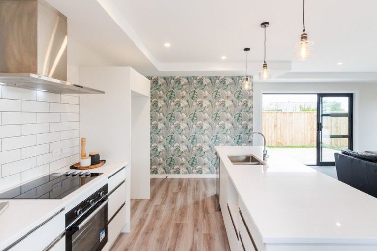 Photo of property in 13a Saxton Street, Levin, 5510