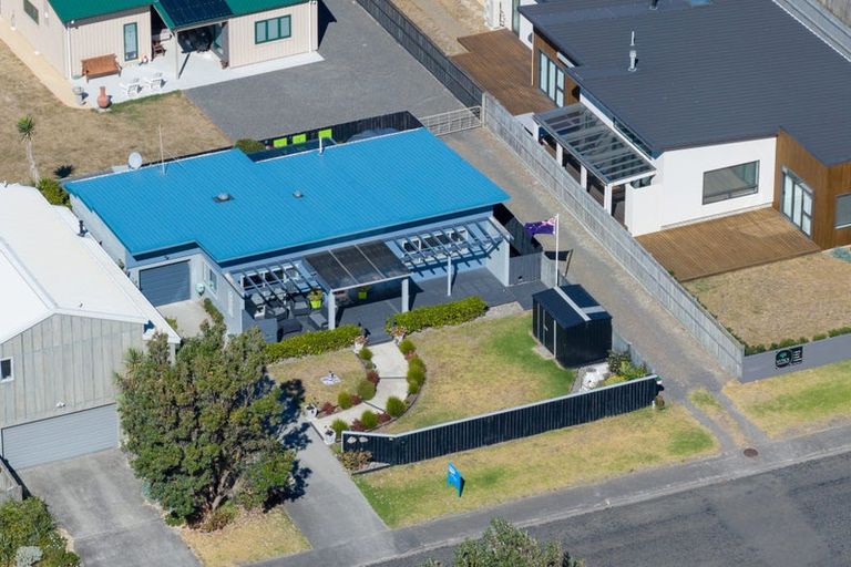 Photo of property in 26 Rua Avenue, Waitarere Beach, Levin, 5510