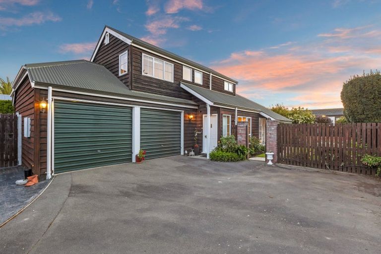 Photo of property in 2/43 Cashmere View Street, Somerfield, Christchurch, 8024