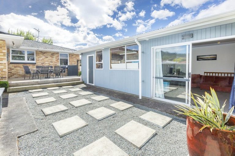 Photo of property in 112 Clouston Park Road, Clouston Park, Upper Hutt, 5018