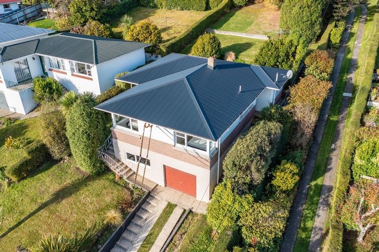 Photo of property in 92 Hocken Street, Kenmure, Dunedin, 9011