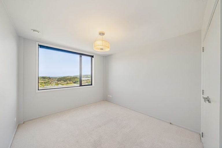 Photo of property in 91 Endeavour Drive, Whitby, Porirua, 5024