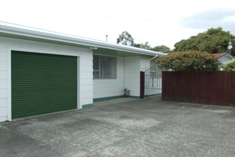 Photo of property in 17b Purdie Place, Milson, Palmerston North, 4414