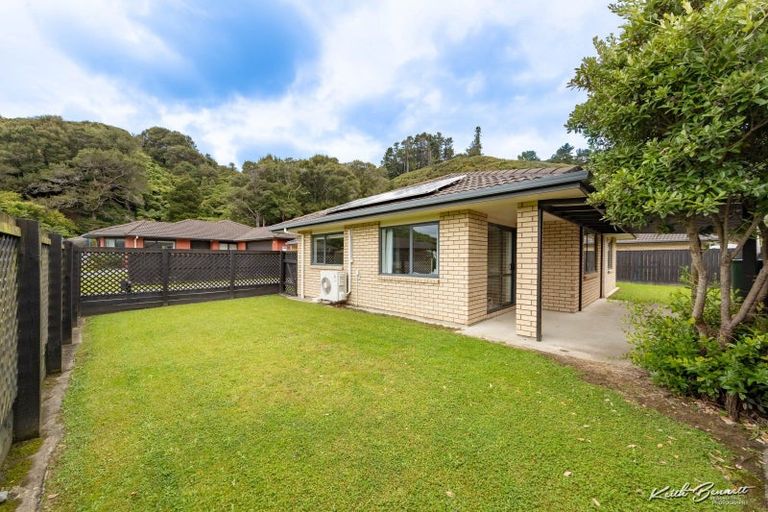 Photo of property in 4 Boleyn Close, Kingsley Heights, Upper Hutt, 5018