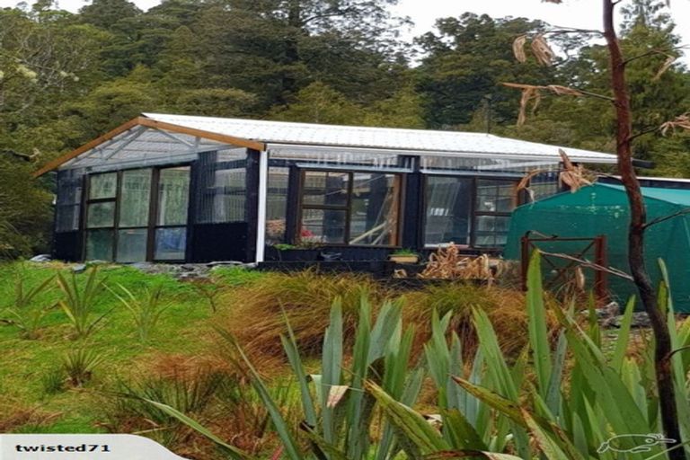 Photo of property in 170 Clifton Road, Kaiata, Greymouth, 7805
