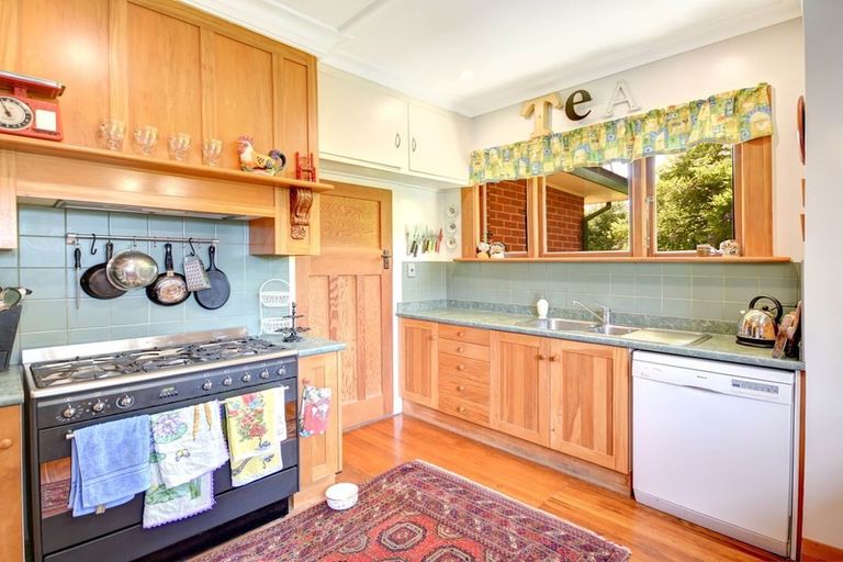 Photo of property in 31 Holyhead Street, Outram, 9019