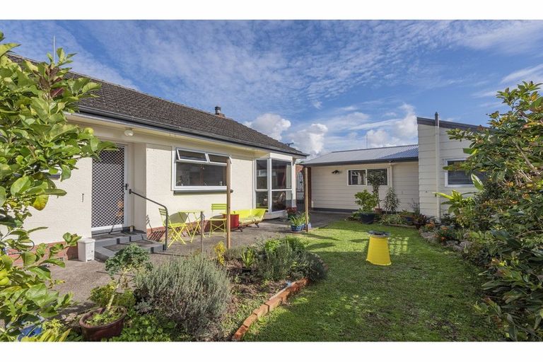 Photo of property in 1 Lovatt Crescent, Kensington, Whangarei, 0112