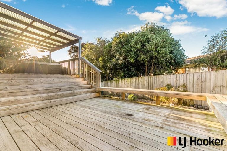 Photo of property in 4 Polandson Place, Opaheke, Papakura, 2113