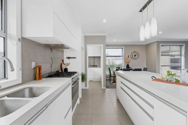 Photo of property in 25 Hector Drive, Rototuna North, Hamilton, 3210