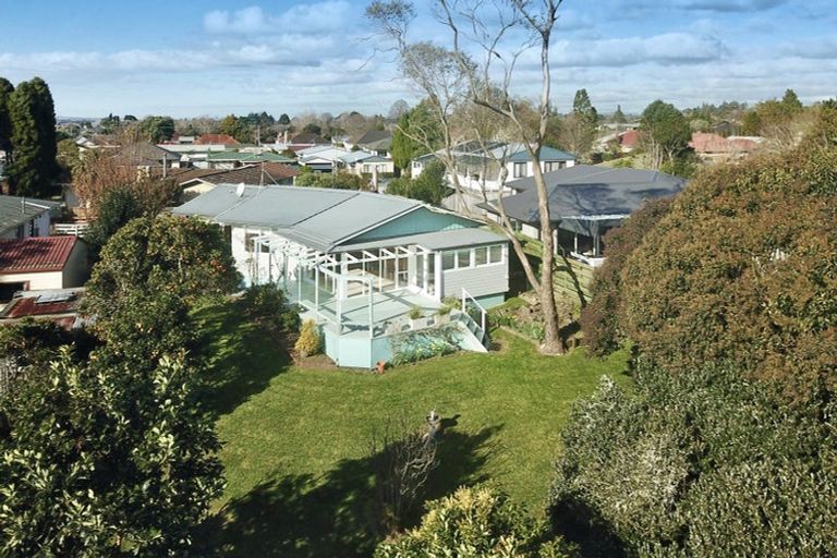 Photo of property in 2 Barrow Place, Te Puke, 3119