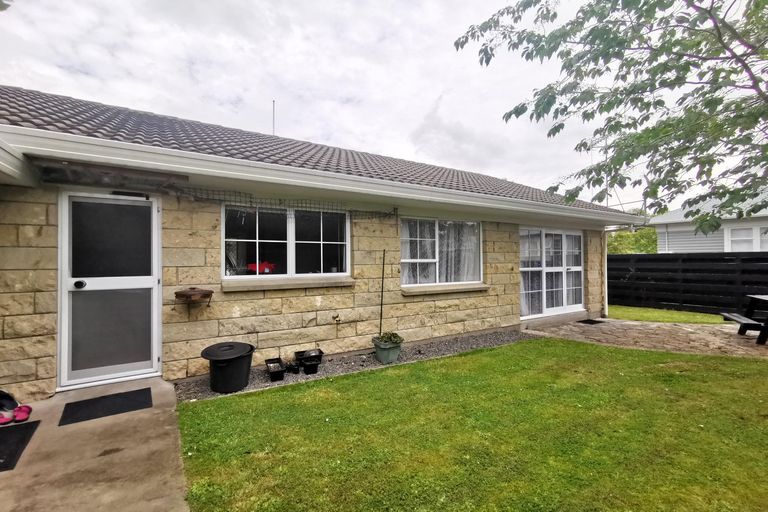 Photo of property in 54a Williams Street, Cambridge, 3434