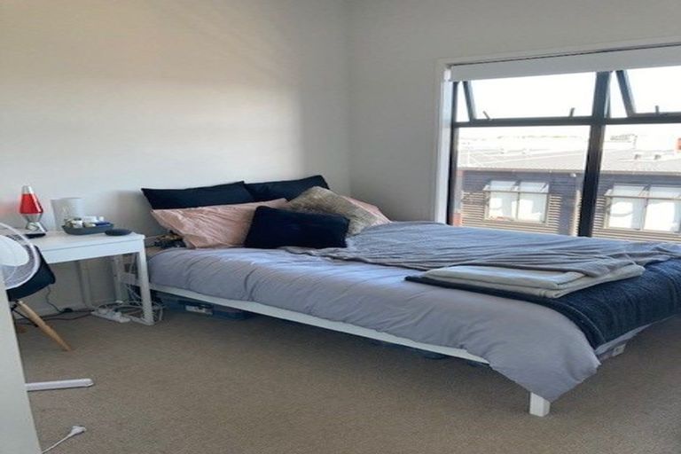 Photo of property in 15/17 Owens Place, Mount Maunganui, 3116