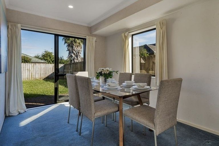Photo of property in 11 Coleraine Place, East Tamaki, Auckland, 2016
