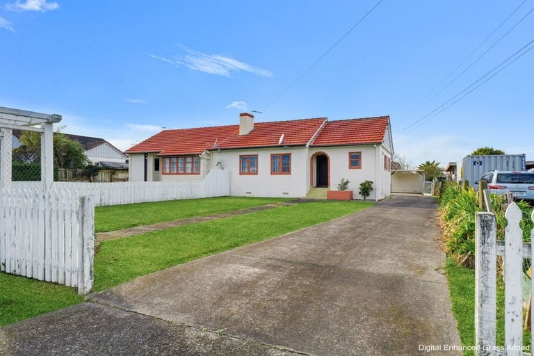 Photo of property in 21 Robert Street, Marton, 4710