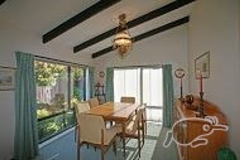 Photo of property in 10b Wedgewood Avenue, Cashmere, Christchurch, 8022