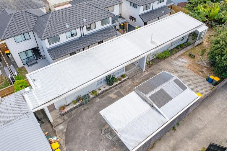 Photo of property in 3/127 Seabrook Avenue, New Lynn, Auckland, 0600