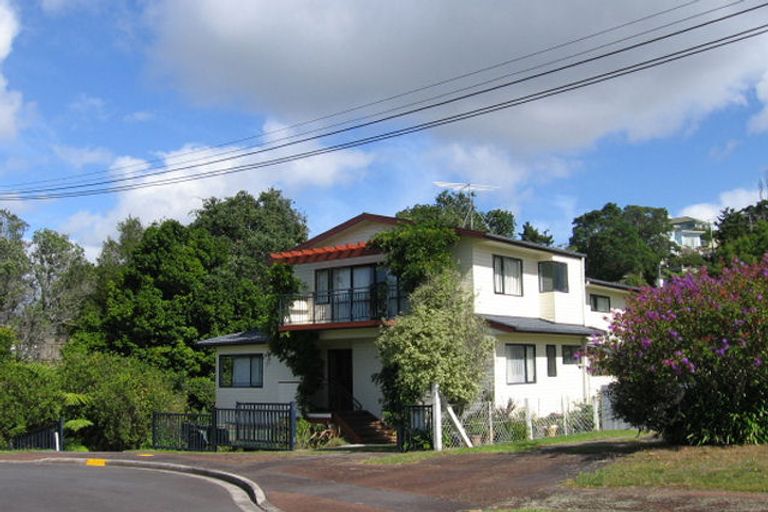 Photo of property in 21 Gill Crescent, Blockhouse Bay, Auckland, 0600