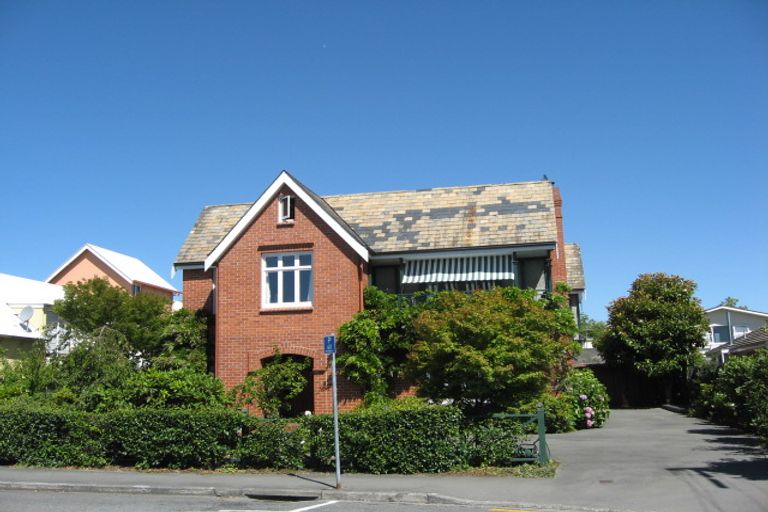 Photo of property in 134 Office Road, Merivale, Christchurch, 8014