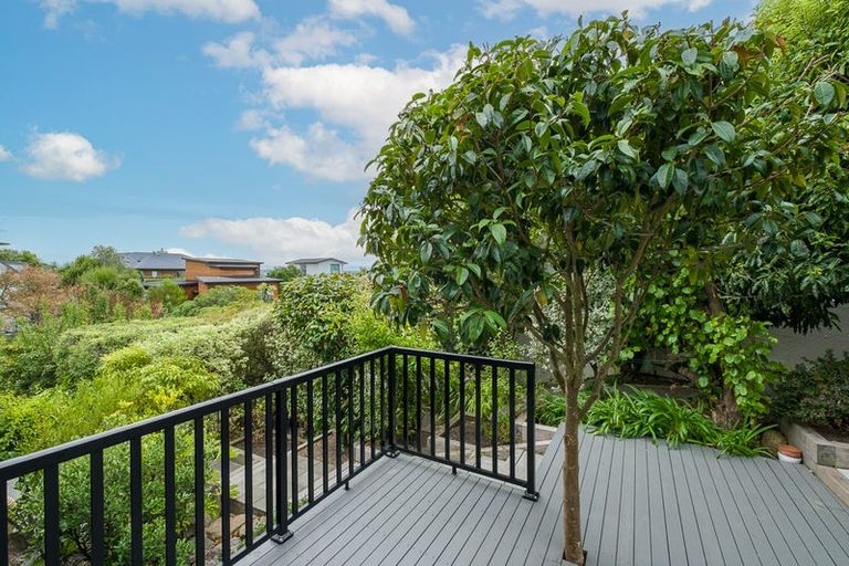 Photo of property in 11 Janice Place, Mount Pleasant, Christchurch, 8081