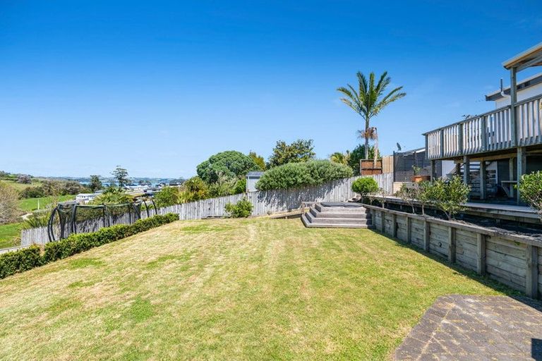 Photo of property in 21 Brigitte View, Snells Beach, 0920