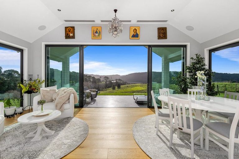 Photo of property in 135 Okura River Road, Okura, Albany, 0792