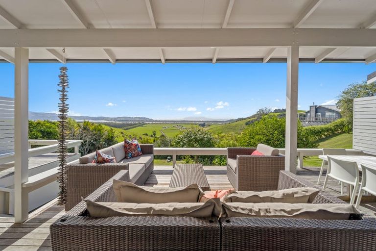 Photo of property in 317 Takatu Road, Tawharanui Peninsula, Warkworth, 0986