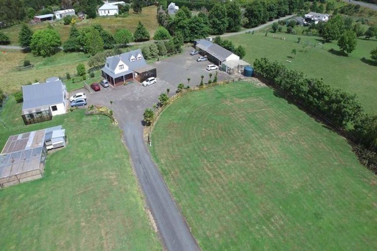 Photo of property in 613 Great South Road, Runciman, Drury, 2578