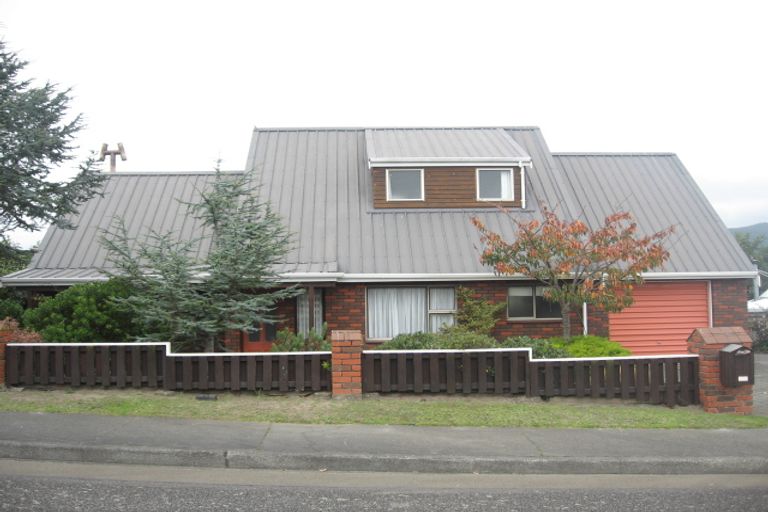 Photo of property in 14 Pohutukawa Crescent, Raumati Beach, Paraparaumu, 5032