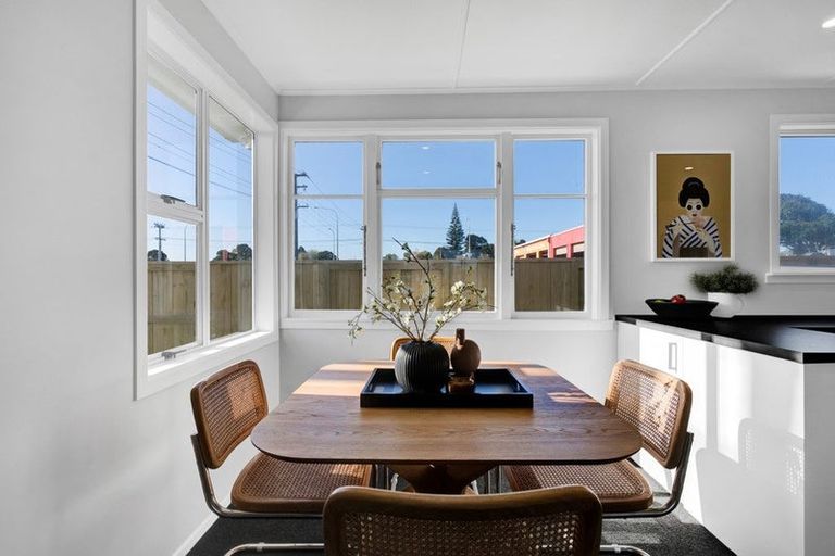 Photo of property in 5 Wills Road, Bell Block, New Plymouth, 4312