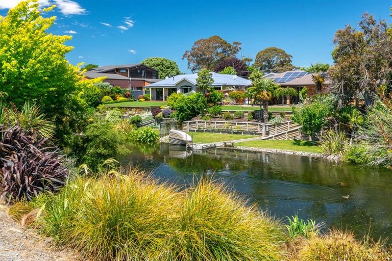 Photo of property in 18 Merlot Place, Riversdale, Blenheim, 7201