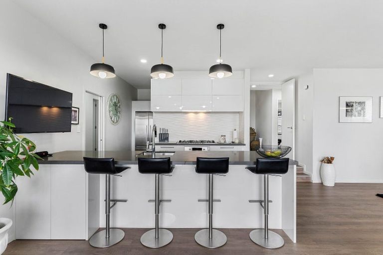 Photo of property in 106 Wainui Road, Silverdale, 0932