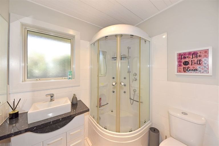 Photo of property in 4 Oldwood Street, Bishopdale, Christchurch, 8053