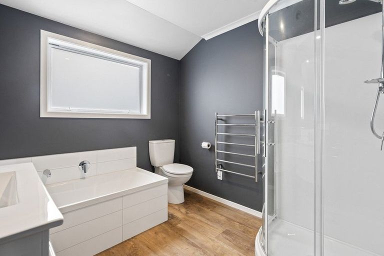 Photo of property in 4 Te Wiremu Lane, Otaki, 5512