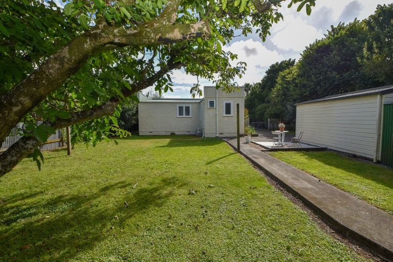 Photo of property in 41 Rhodes Street, Carterton, 5713