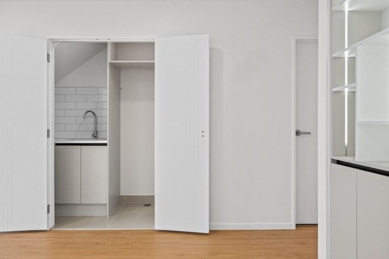 Photo of property in 32 Corporal Street, Papakura, 2110