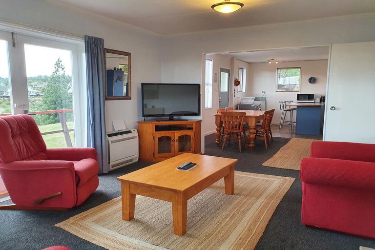 Photo of property in 31 Aorangi Crescent, Lake Tekapo, 7999