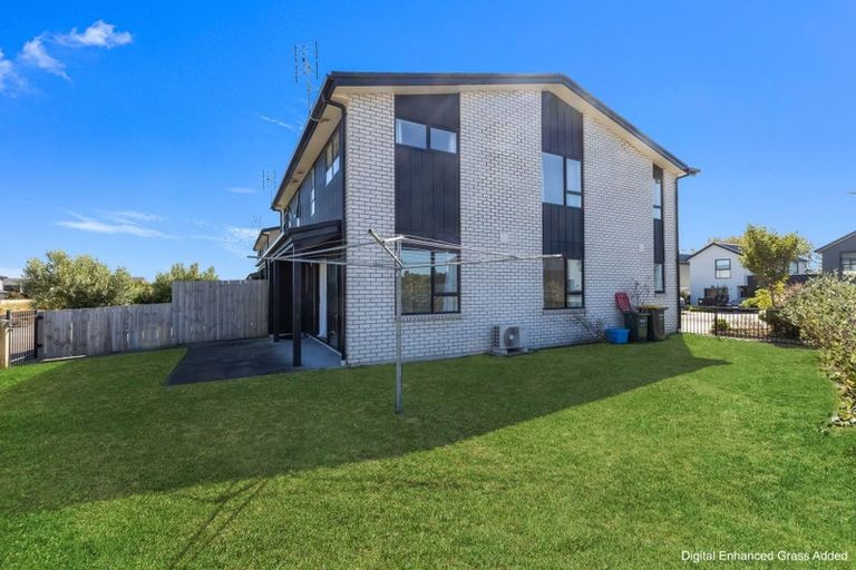 Photo of property in 7 Discovery Place, Marfell, New Plymouth, 4310