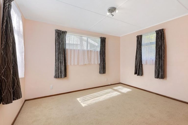 Photo of property in 26 Antrim Crescent, Wainuiomata, Lower Hutt, 5014