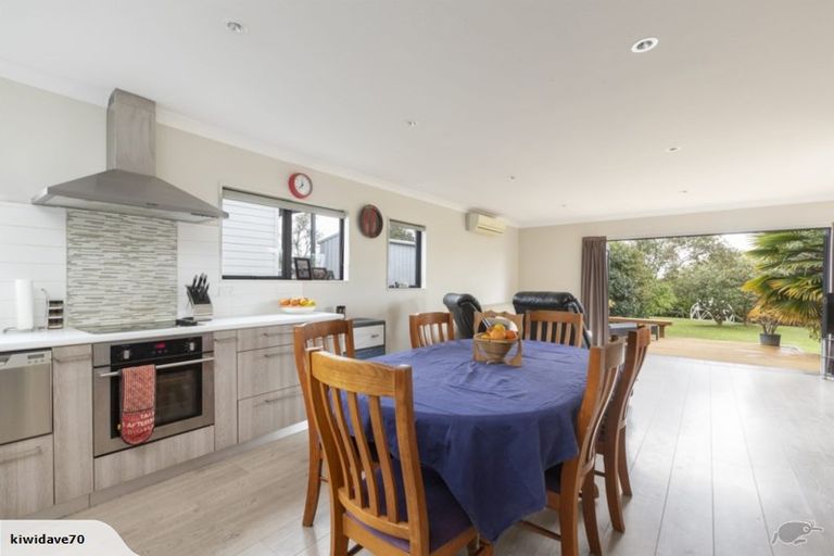 Photo of property in 317 Mahurangi East Road, Snells Beach, 0920