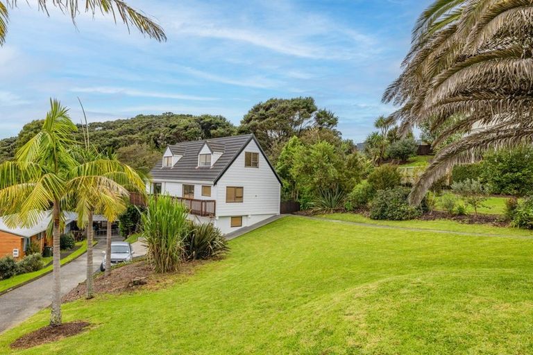 Photo of property in 6 Puketiro Place, Paihia, 0200