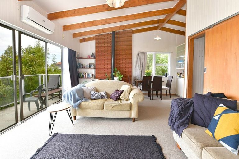 Photo of property in 46 Vipond Road, Stanmore Bay, Whangaparaoa, 0932