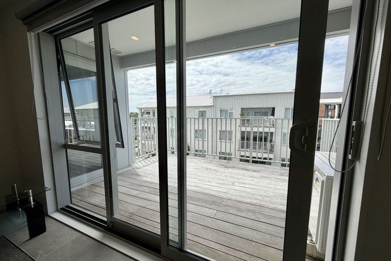 Photo of property in 202/28b Eileen Newey Place, Henderson, Auckland, 0612