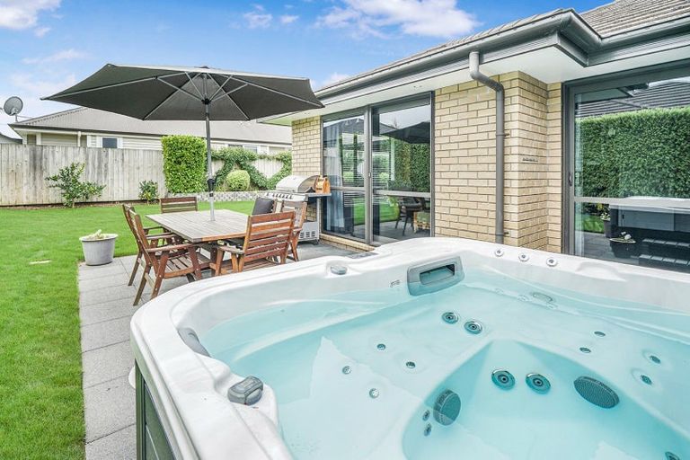 Photo of property in 19 Hancock Drive, Flagstaff, Hamilton, 3210