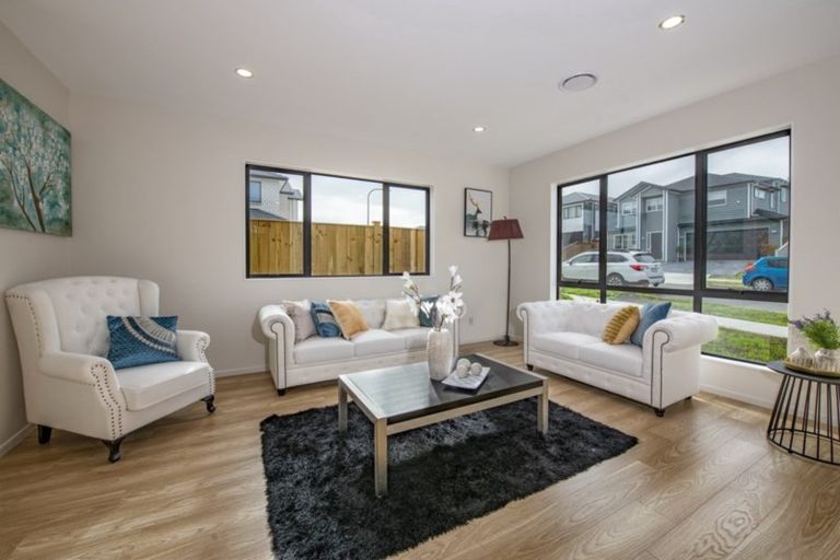 Photo of property in 13 Matiki Road, Flat Bush, Auckland, 2019